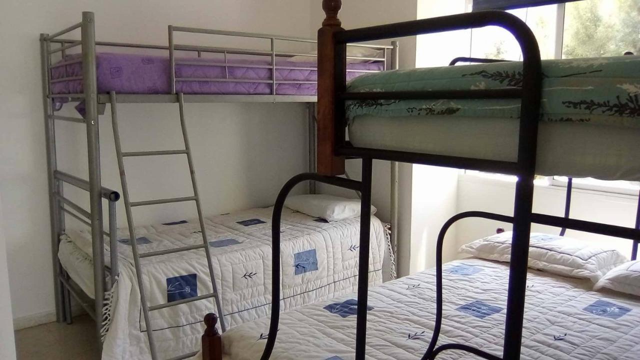 Paphos Inn エクステリア 写真